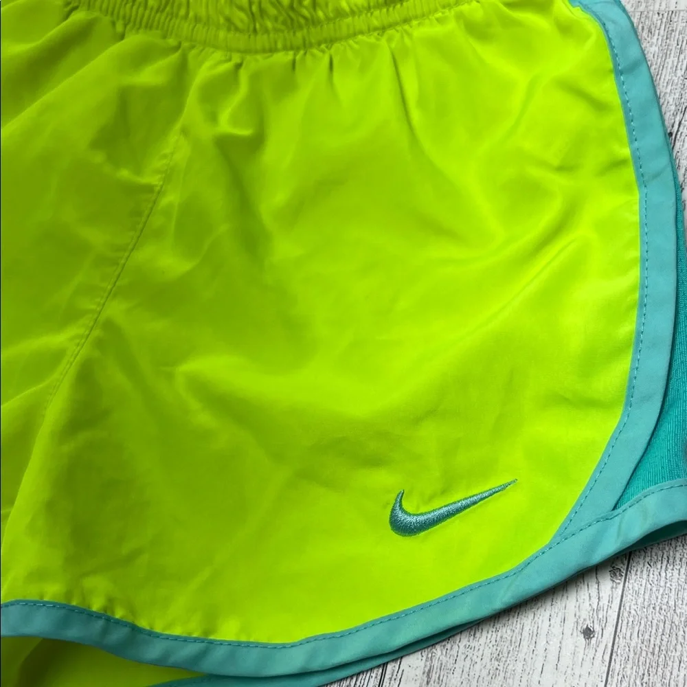 Girls Nike Athletic‎ Shorts
